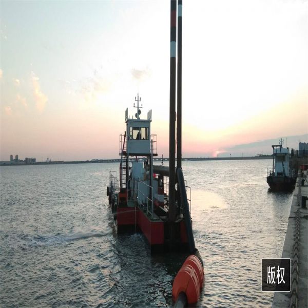 河北絞吸式挖泥船現(xiàn)貨